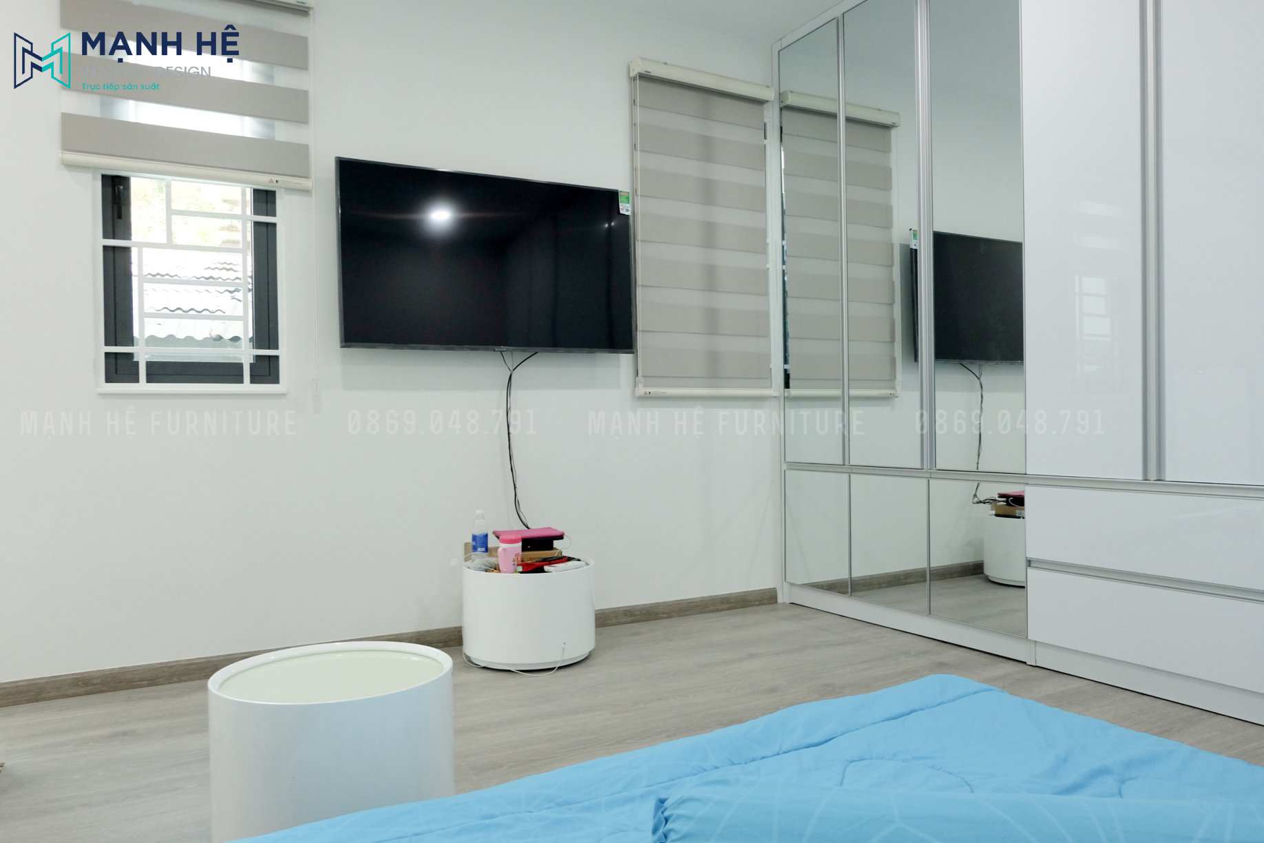 Gương dài toàn thân tích hợp với tủ quần áo
