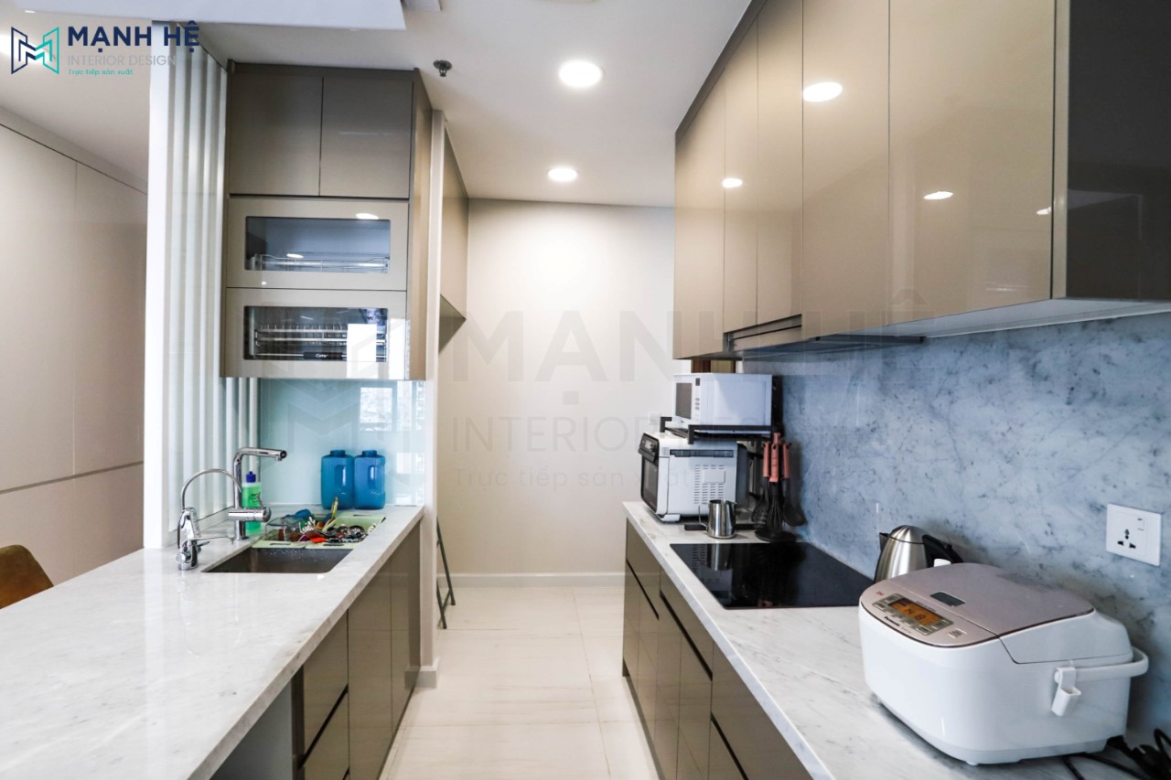 Thi công tủ bếp chữ I đơn giản Acrylic