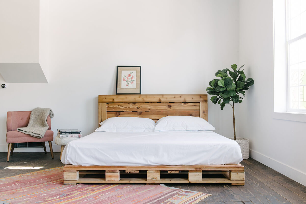 giường gỗ pallet
