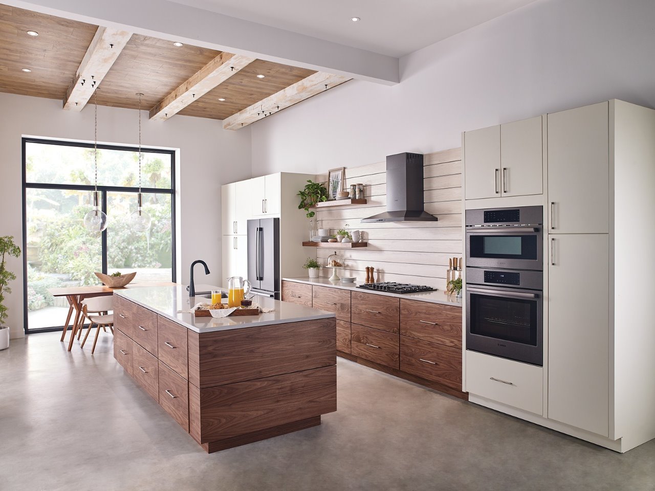 bàn đảo bếp đẹp gỗ tự nhiên