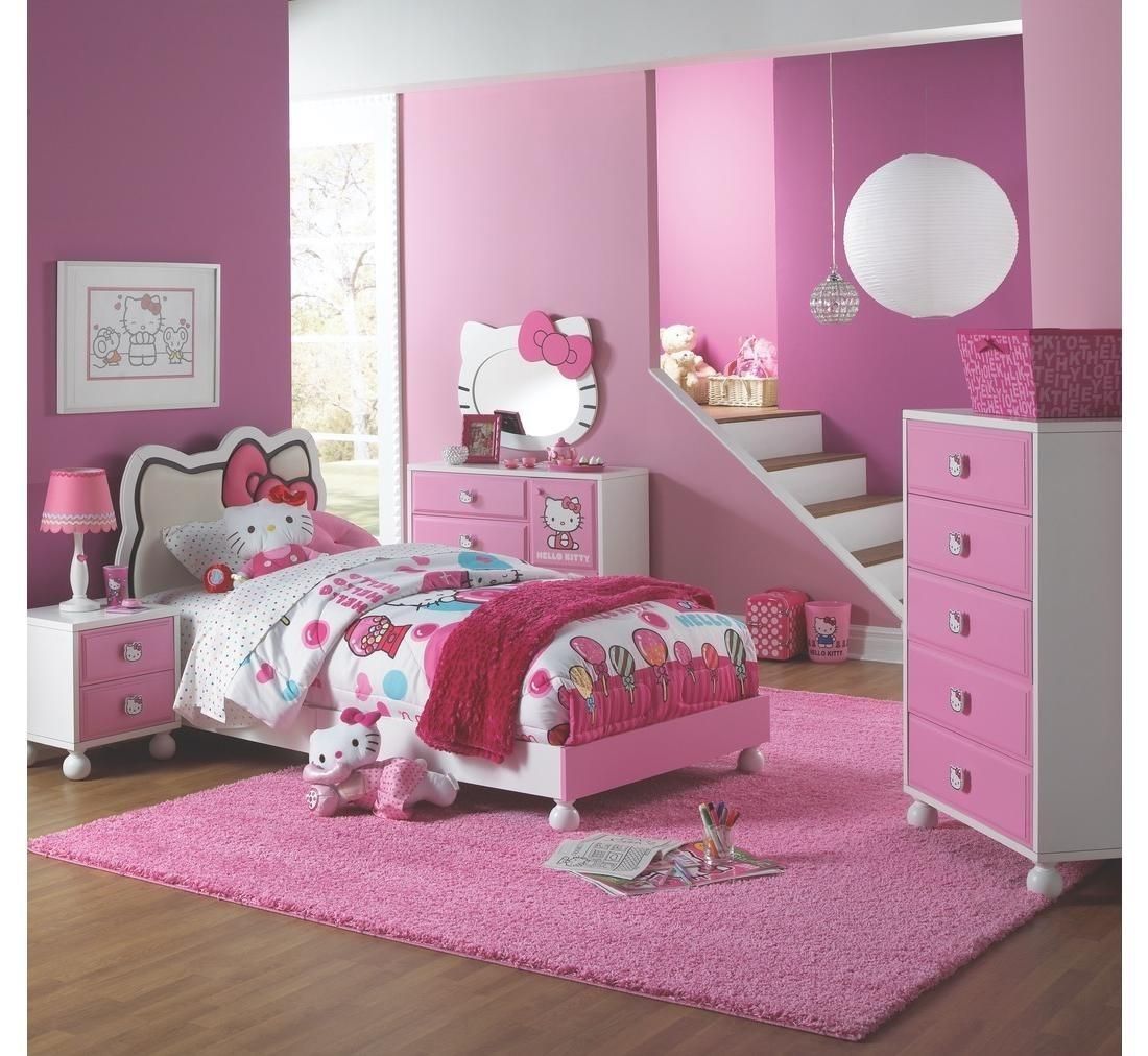 Giường ngủ hello kitty kết hợp nội thất màu hồng cực xinh