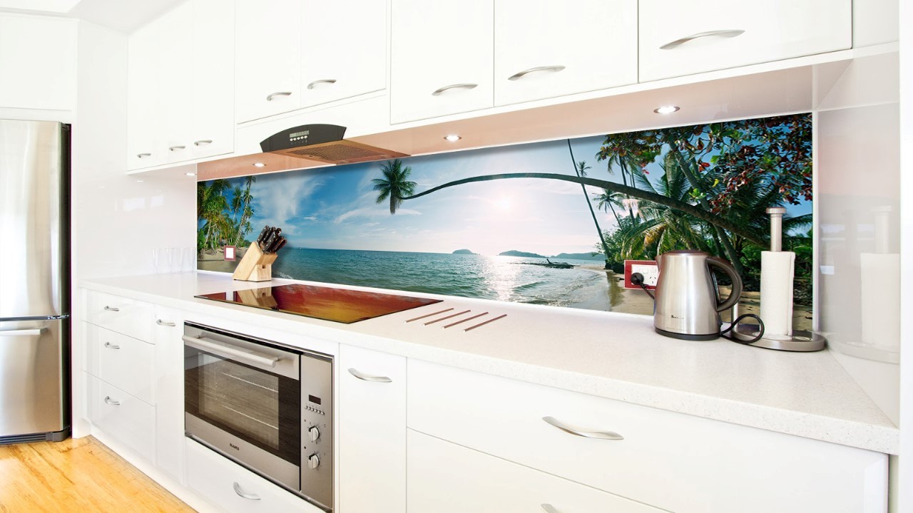 Thi công kính ốp bếp hoa văn 3D