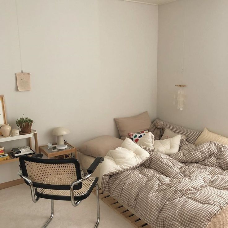 Sử dụng giường ngủ Pallet và bộ chăn gối dawfy dặn ấm cúng chuẩn Hàn