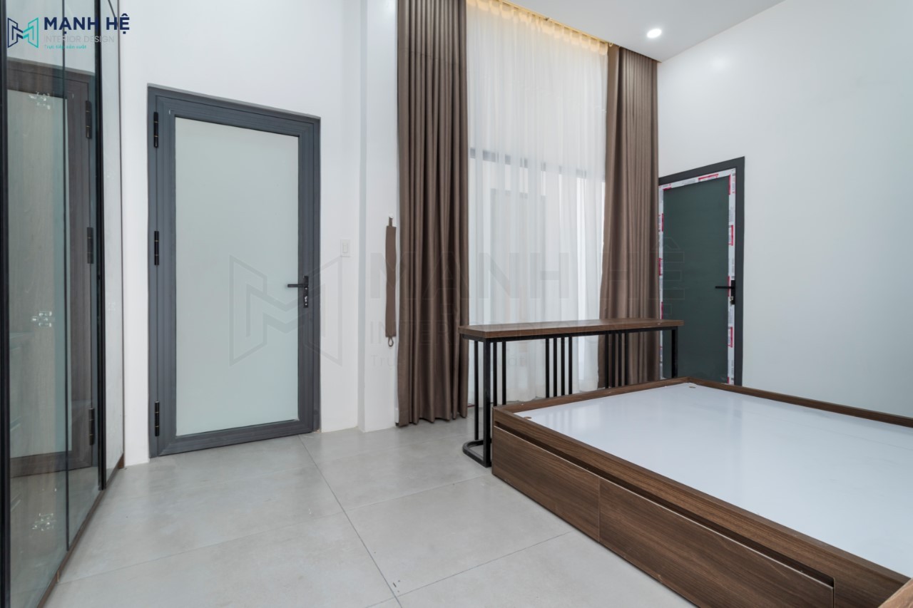 Sử dụng rèm 2 lớp tối ưu ánh sáng tự nhiên cho phòng ngủ master