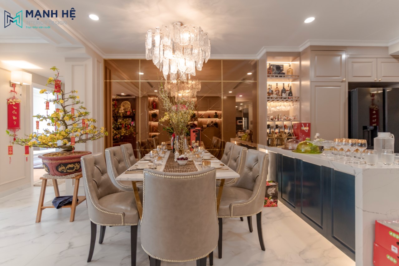 Mẫu 4: Bộ bàn ăn 6 ghế phong cách tân cổ điển phối thêm hơi hướng luxury