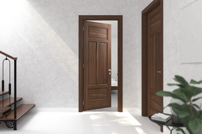 Cửa phòng ngủ bằng chất liệu gỗ tự nhiên cứng cáp, sang trọng