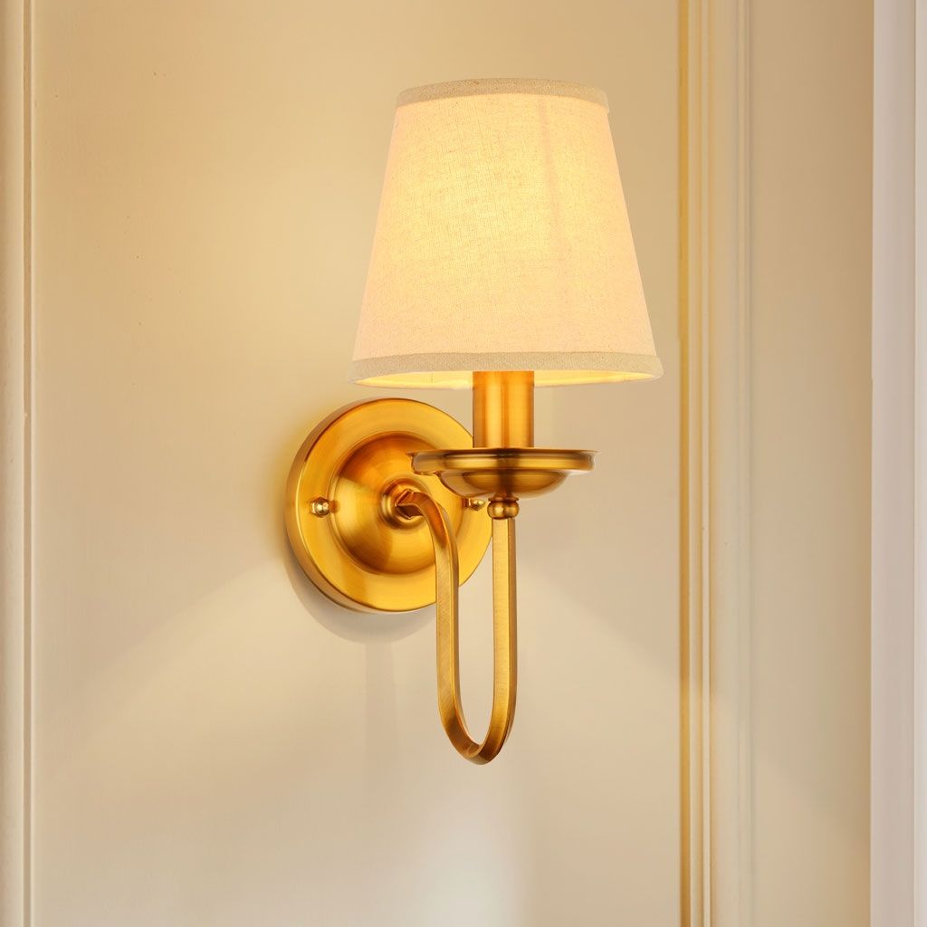 Mẫu 13: Đèn ngủ treo tường với kết cấu inox vàng sang trọng