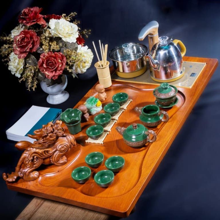 Bàn trà đạo đẹp bằng điện, và nhưng điều thú vị bạn nên biết