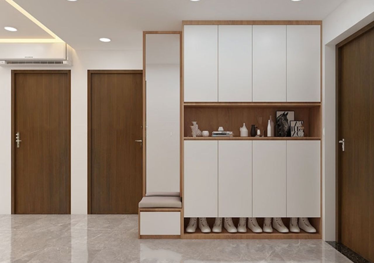 Mẫu 23: Mẫu tủ giày đụng trần nhiều ngăn có khoảng trống trang trí ở giữa
