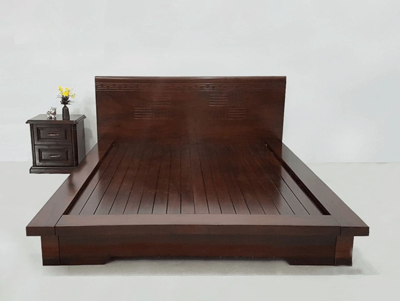 Giường phản gỗ tự nhiên cao cấp chất lượng tốt