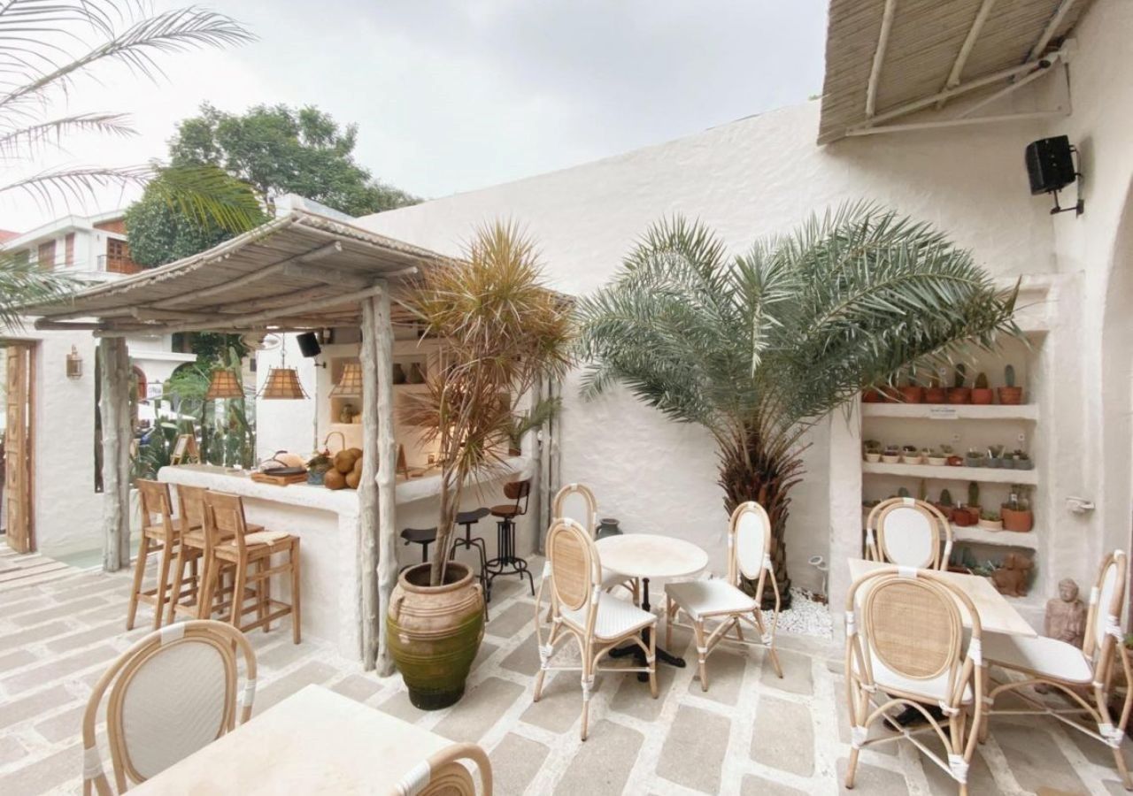 Ý tưởng 5: Ý tưởng quán cafe ngoài trời với phong cách Địa Trung Hải