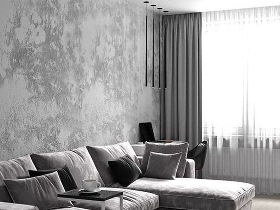 Sự kết hợp vô cùng hài hòa giữa tông màu tường và tông màu bàn ghế sofa phòng khách