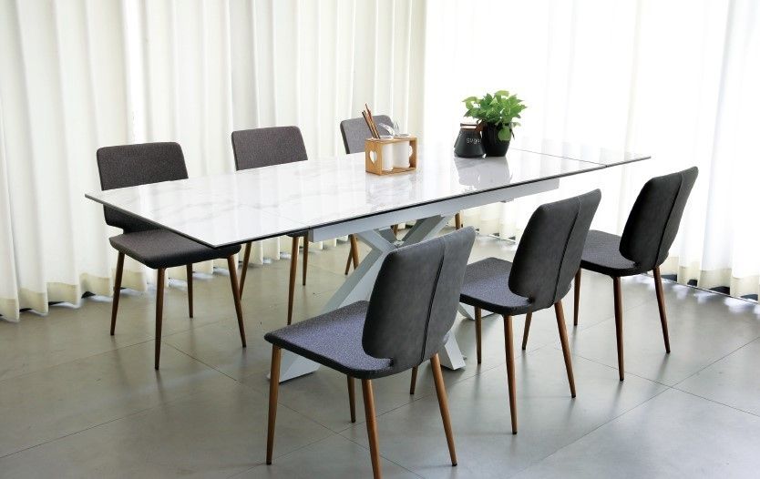 Bàn ăn thông minh kéo dài mặt đá cao cấp sang trọng