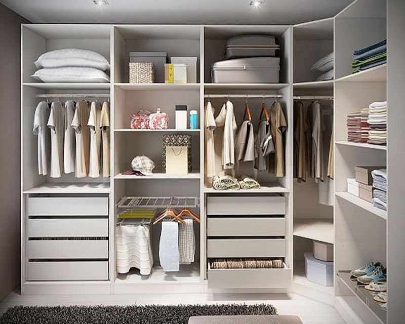 Cách sắp xếp tủ quần áo treo tường dành cho những căn phòng có kích thước tương đối