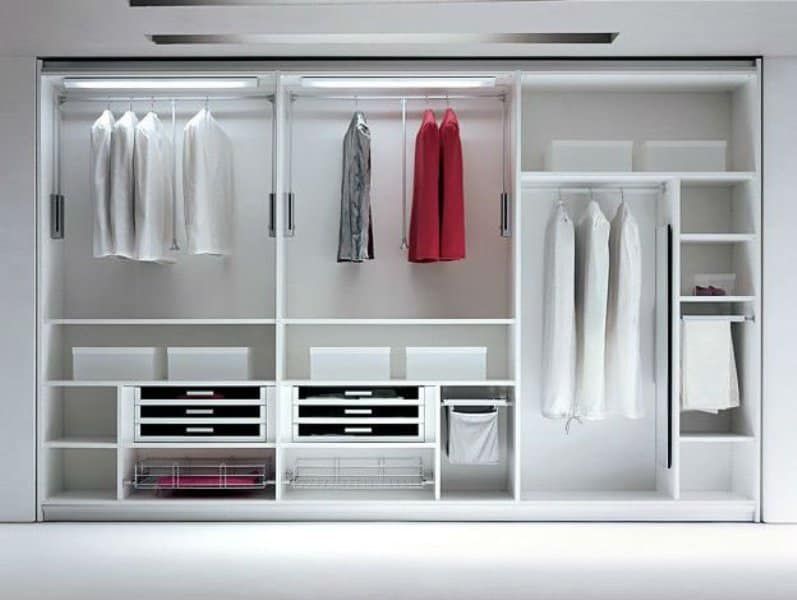 Tủ quần bằng nhôm không cánh nhiều ngăn tiện lợi