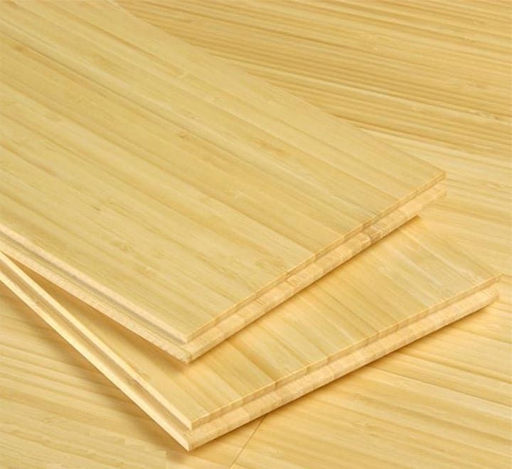 Gỗ dổi màu vàng rất được ưa chuộng trên thị trường bởi sắc vàng óng cuốn hút