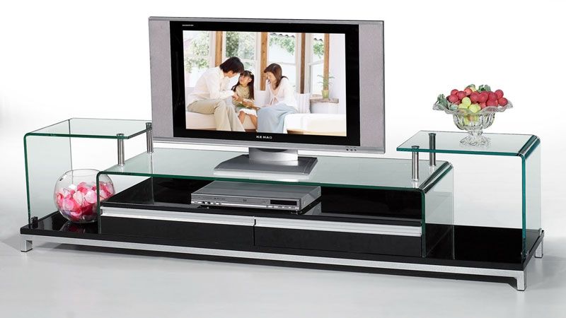Tủ tivi phòng khách nhôm kính với nhiều ngăn bỏ đồ
