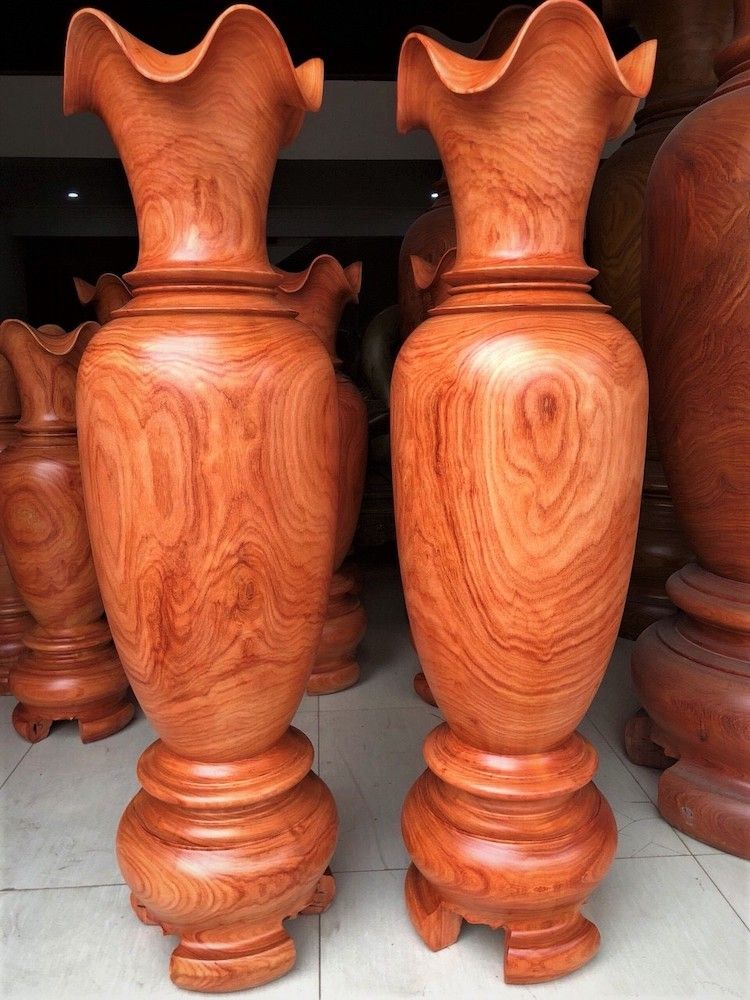Đồ nội thất được làm bằng gỗ đinh hương