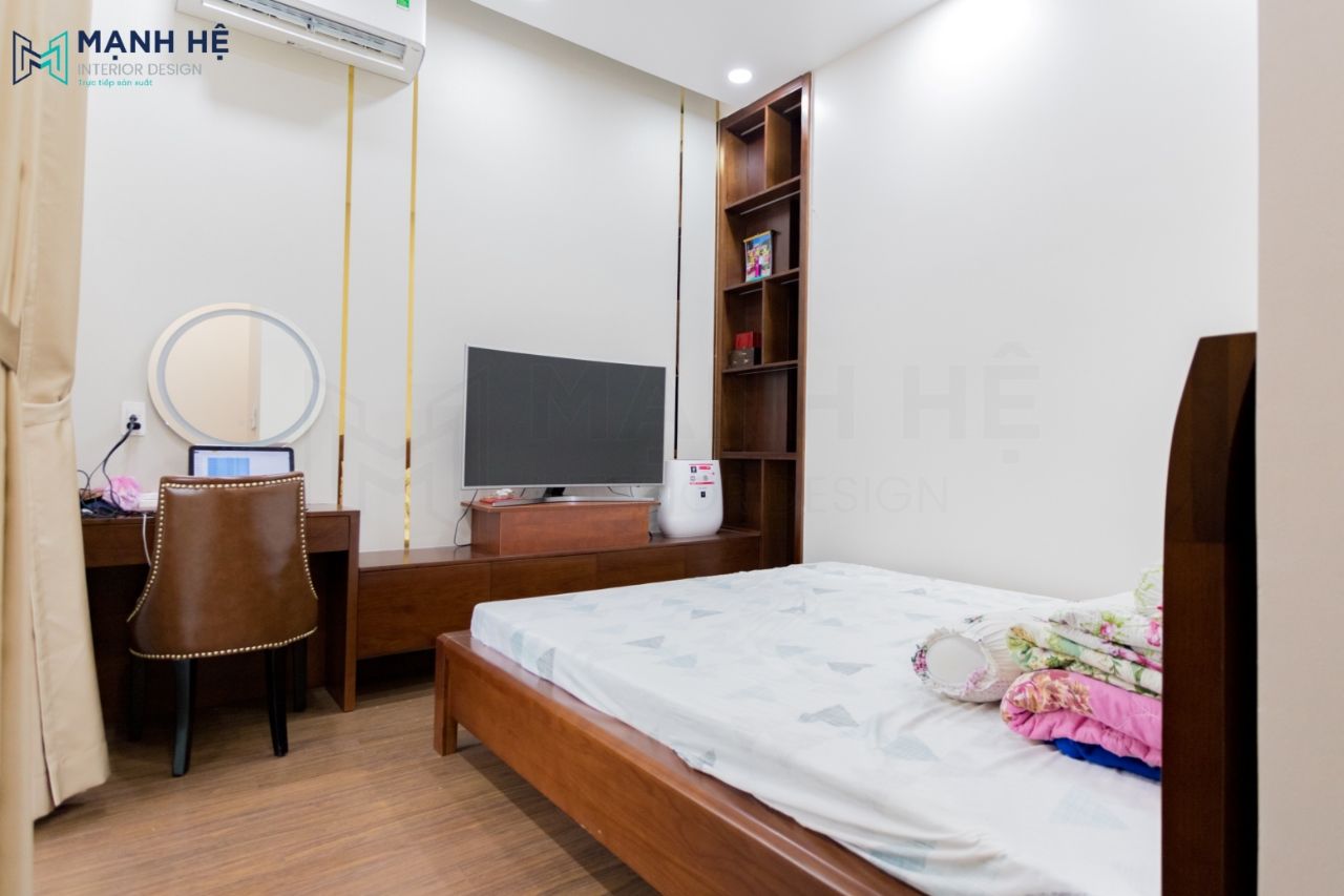 Kệ tivi kết hợp kệ trang trí âm tường