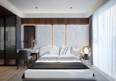 Thiết kế phòng ngủ nhà ống vô cùng đẹp mắt với điểm nhấn ở phần vách ốp đá marble có tích hợp đèn led cực độc đáo và có thêm hệ rèm 2 lớp giúp gia chủ có thể dễ dàng điều chỉnh ánh sáng