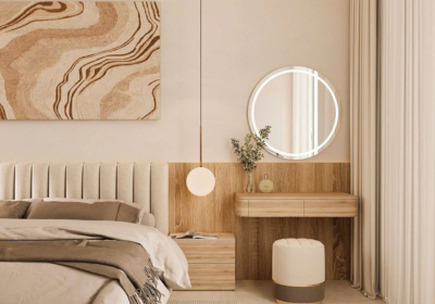 Bàn trang điểm nối liền vách ốp gỗ đầu giường giúp phòng ngủ được tối đa hóa diện tích không gian