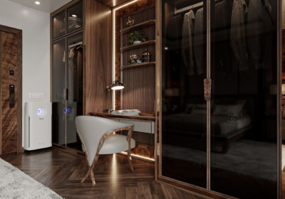Bàn trang điểm thiết kế âm tường giữa 2 tủ quần áo gỗ, kết hợp sử dụng kệ treo tường để trang trí