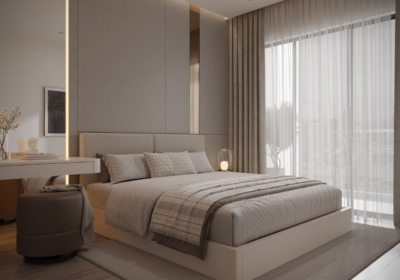 Tổng quan không gian phòng ngủ cho ông bà sử dụng tông màu ấm chủ đạo kết hợp ánh sáng tự nhiên từ cửa kính lớn tích hợp hệ rèm 2 lớp
